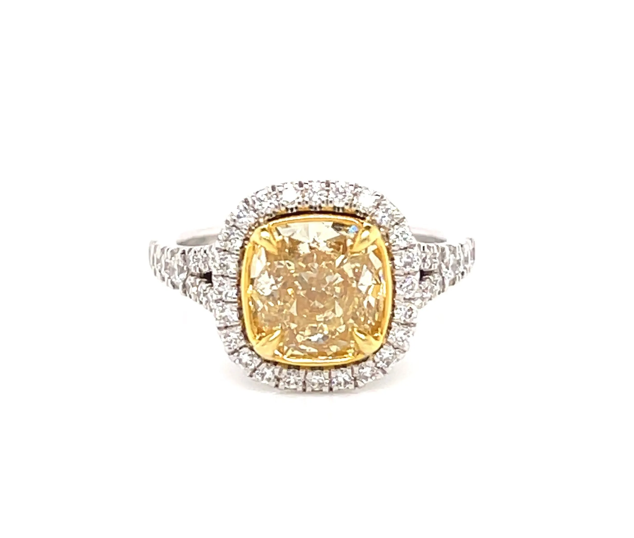 18K White Gold Yellow Cushion Cut Diamond Halo Engagement Ring (3.21ctw)