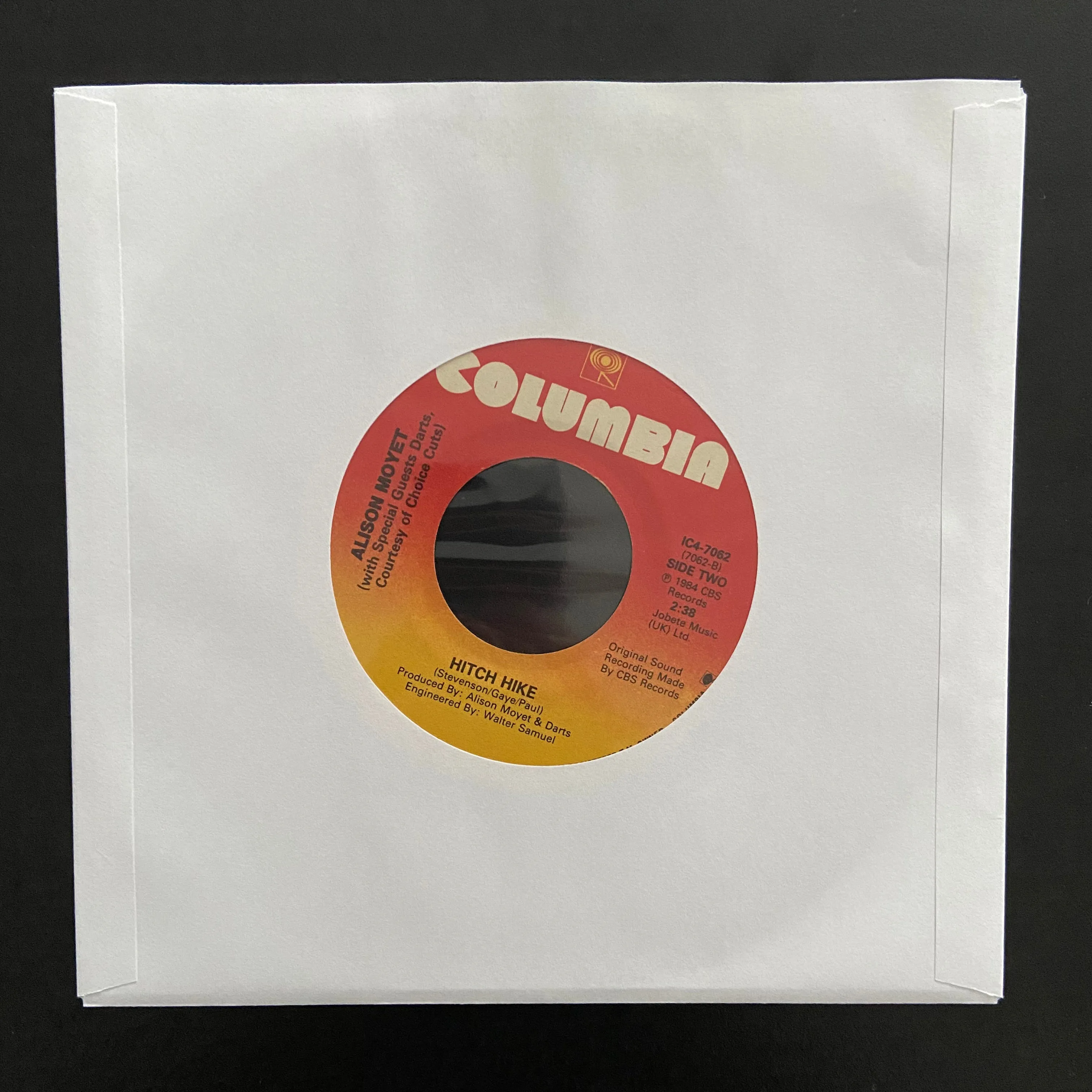 Alison Moyet: Invisible / Hitch Hike (7")
