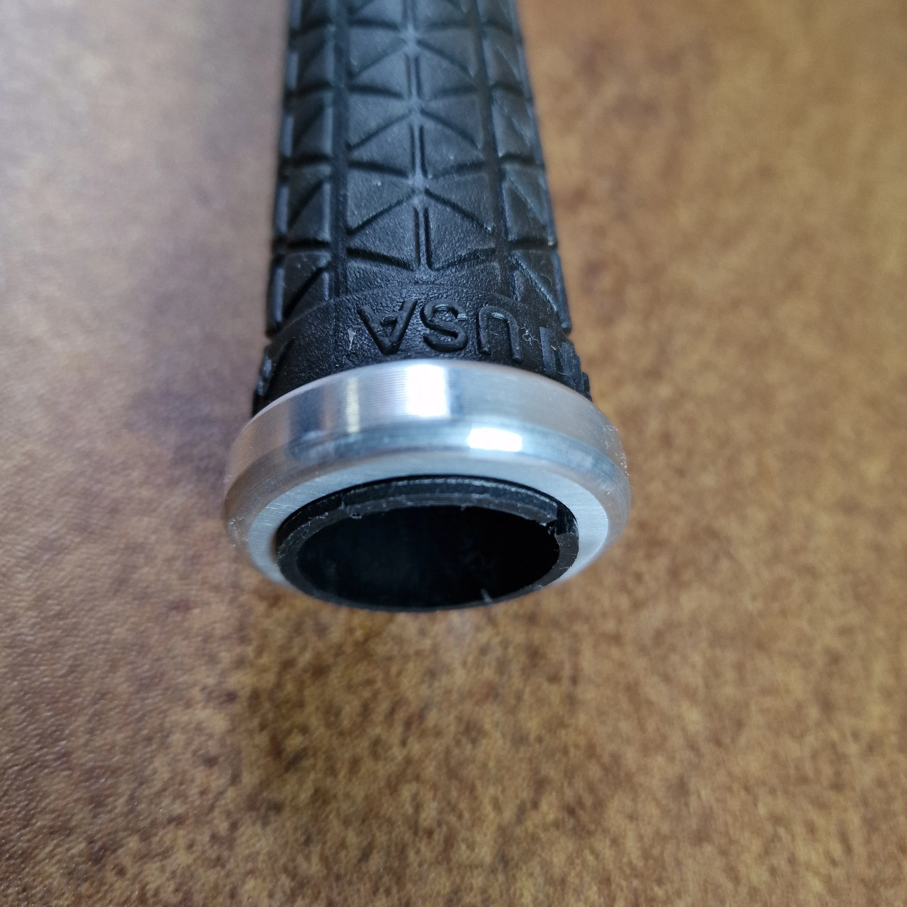 A'ME Tri 1.2 Lock On Grips