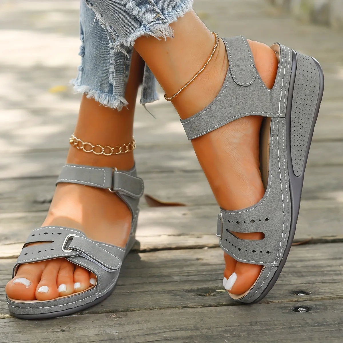 Berta® | High-quality orthopedic sandals for pain relief