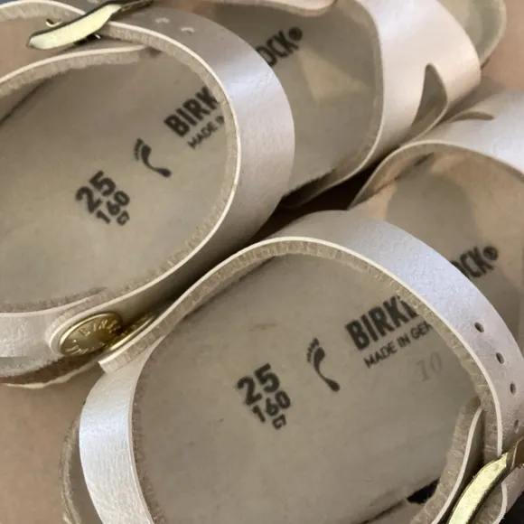 Birkenstock Kids' Rio Sandal, size 7-7.5US / 25EU