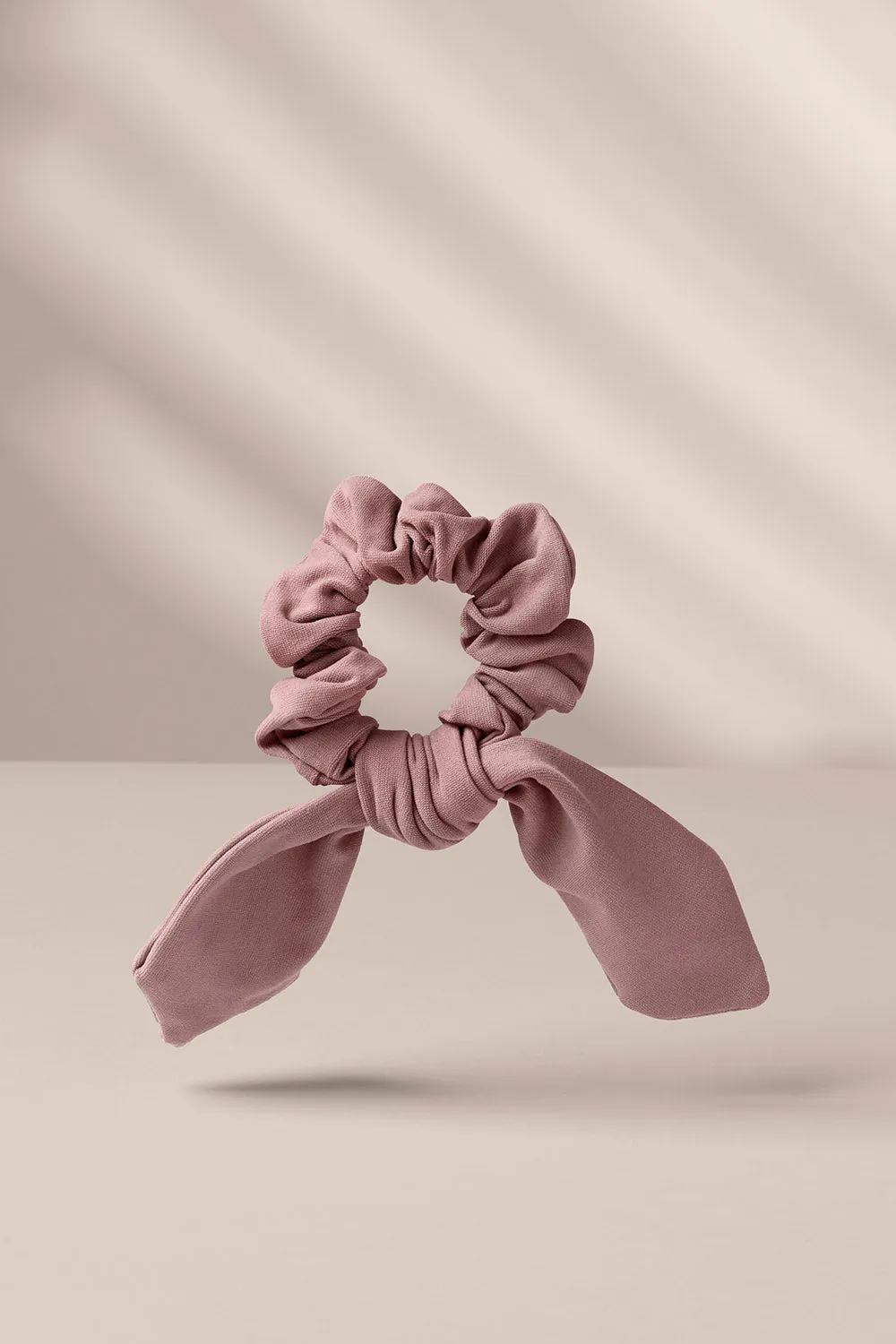 Bow Pose Ribbon Knotted Scrunchie - Mauve