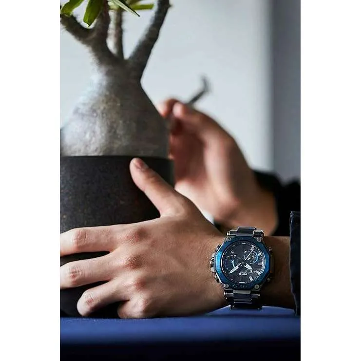 CASIO G-SHOCK MT-G BLUETOOTH RADIO SOLAR BLACK & BLUE ANALOG MEN WATCH MTG-B2000B-1A2JF