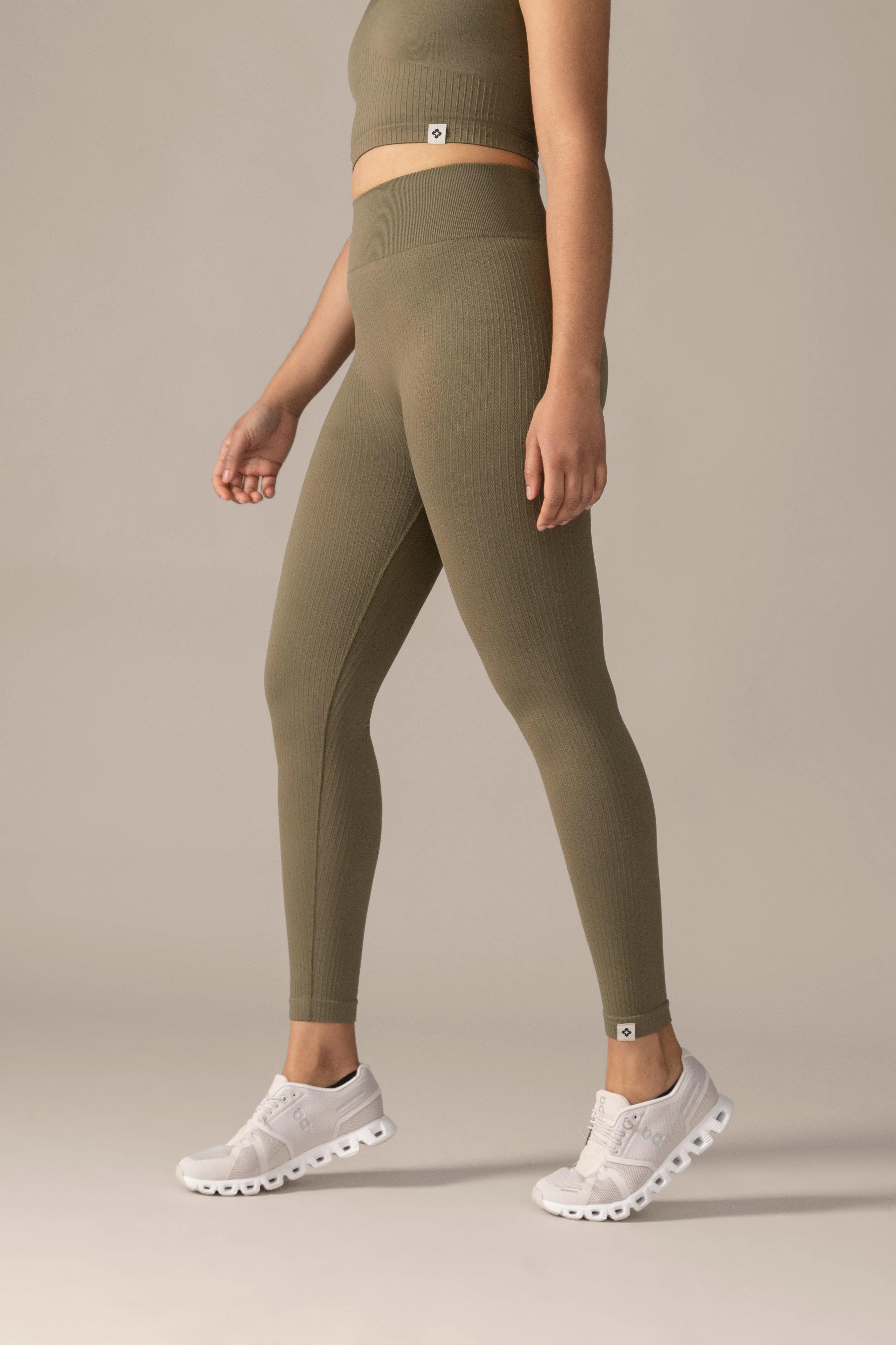 Contour Seamless Legging - Olive