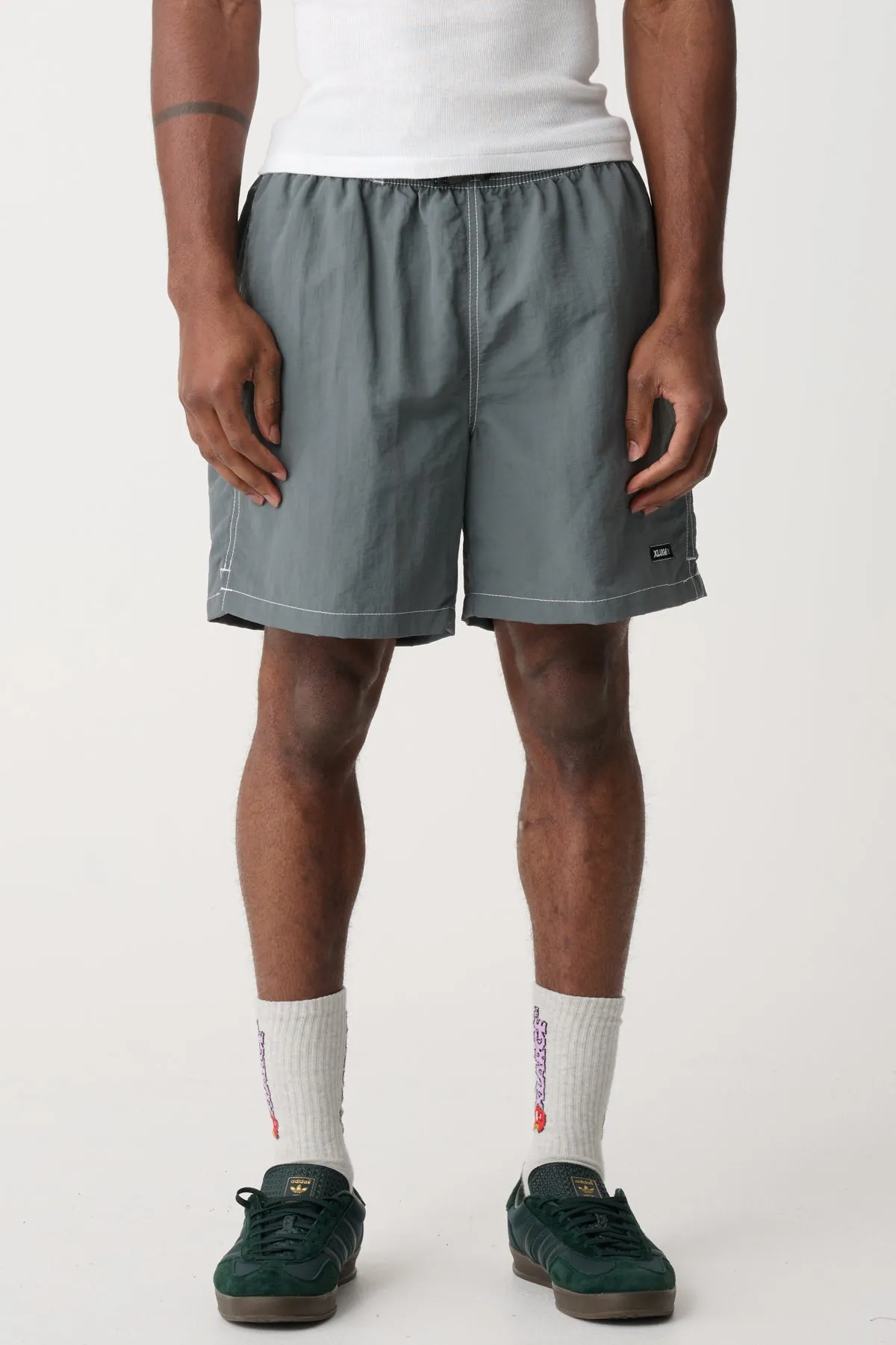 CONTRAST HIKE SHORT - Grey