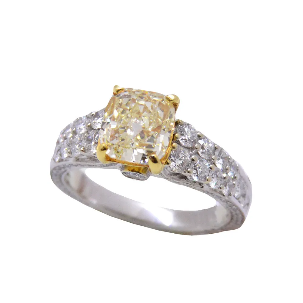 FLY Cushion Cut Diamond