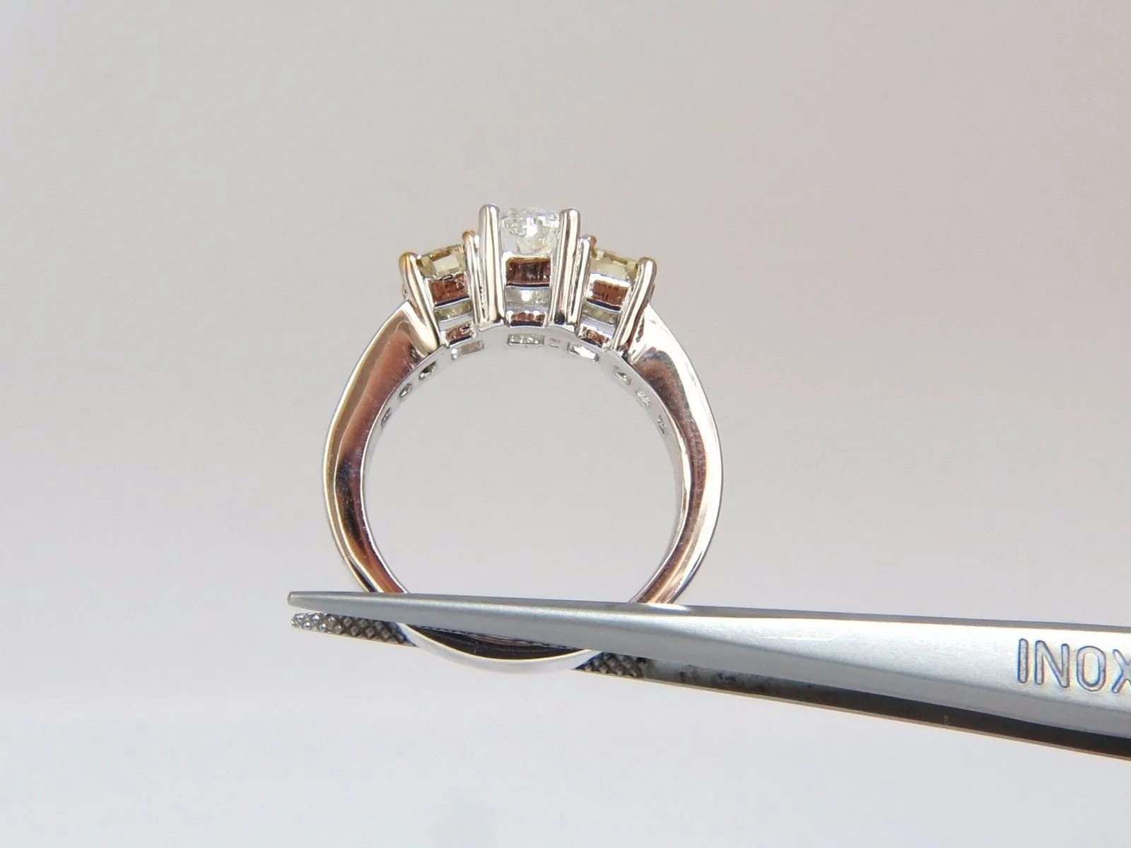 GIA certified 1.01ct Cushion cut diamond & 1.02ct fancy yellows ring 14k G/vvs2