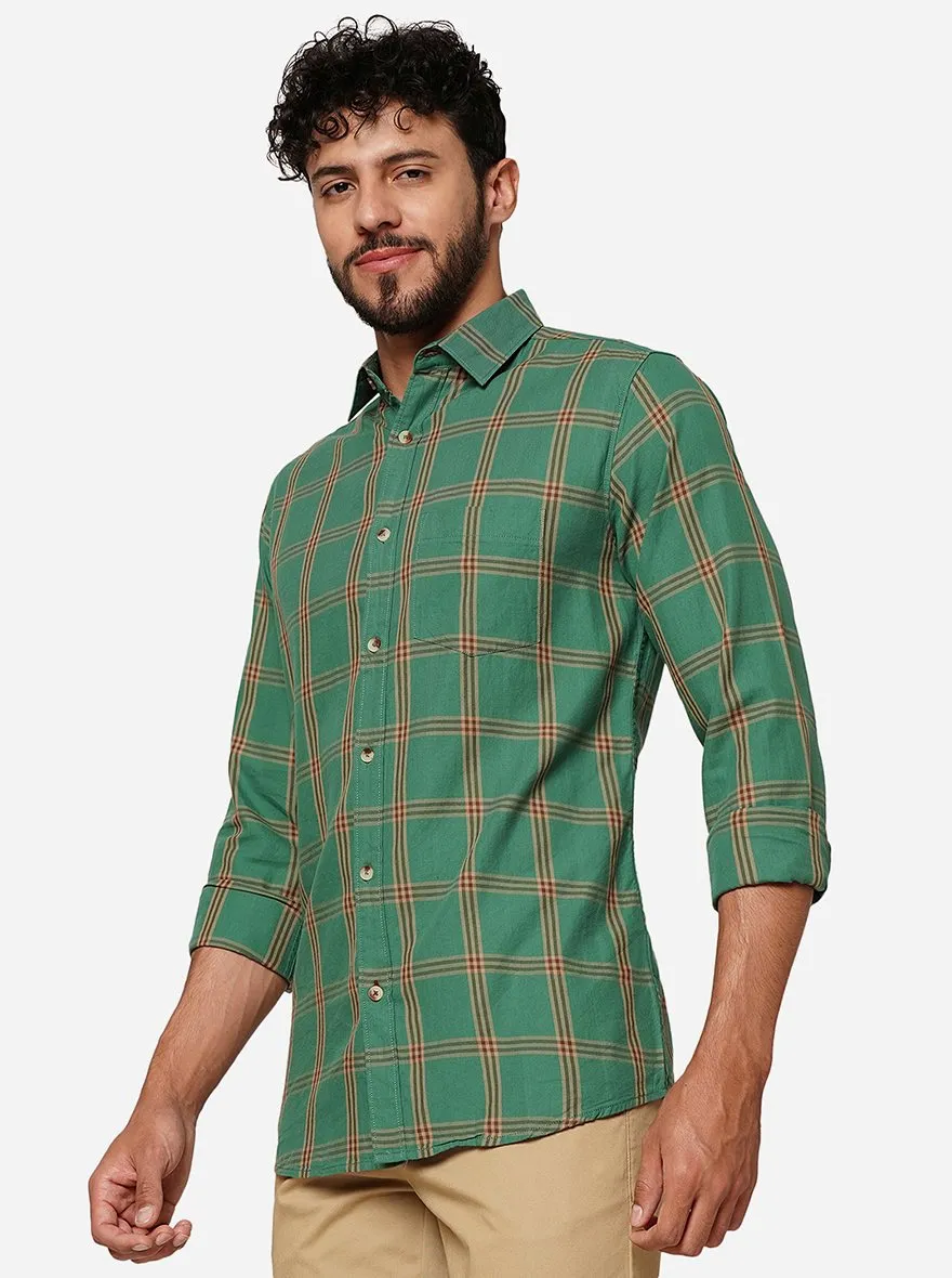 Green Checked Slim Fit Casual Shirt | JadeBlue