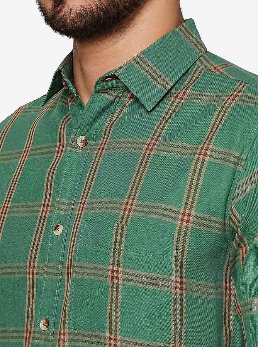 Green Checked Slim Fit Casual Shirt | JadeBlue