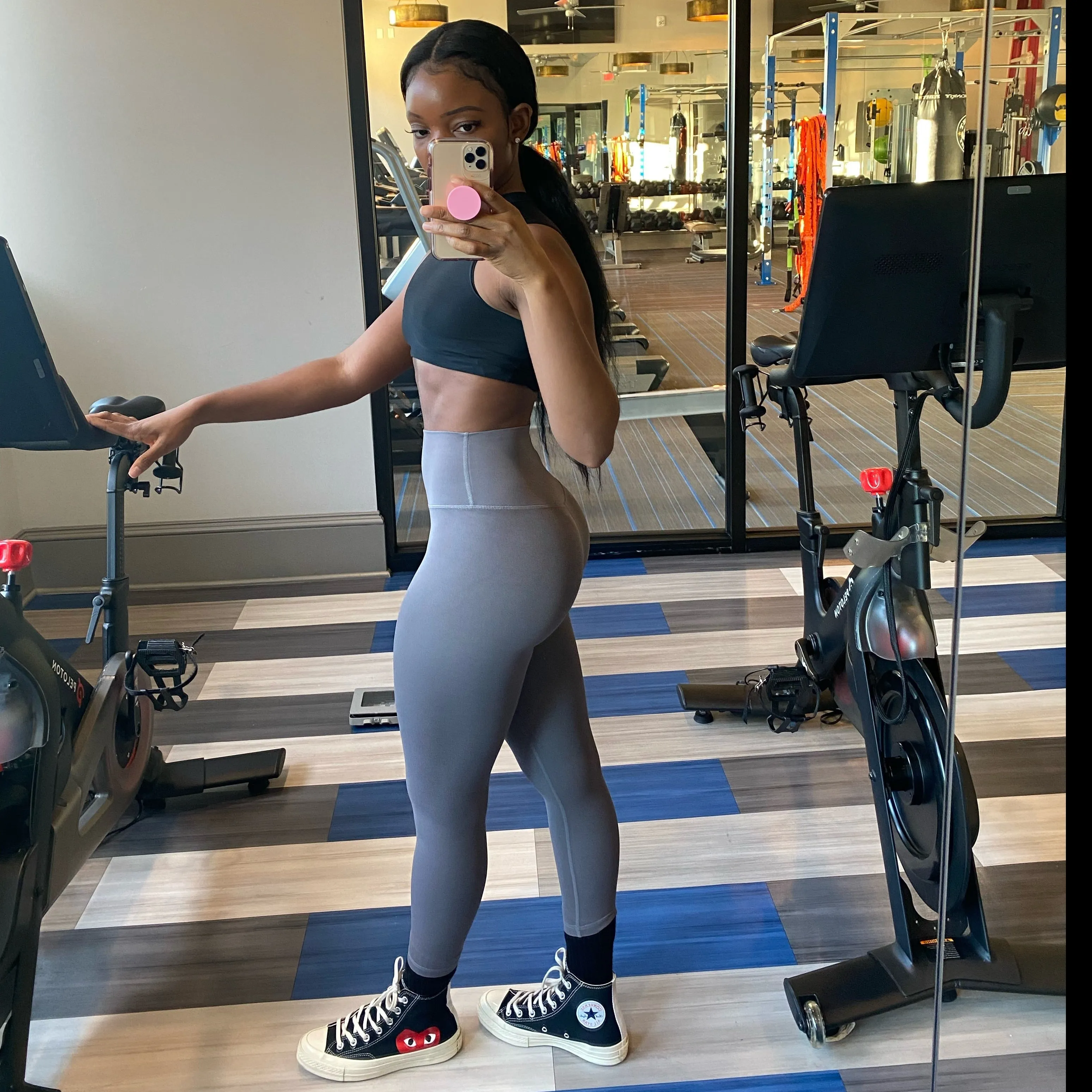 Grey stretch yoga leggings
