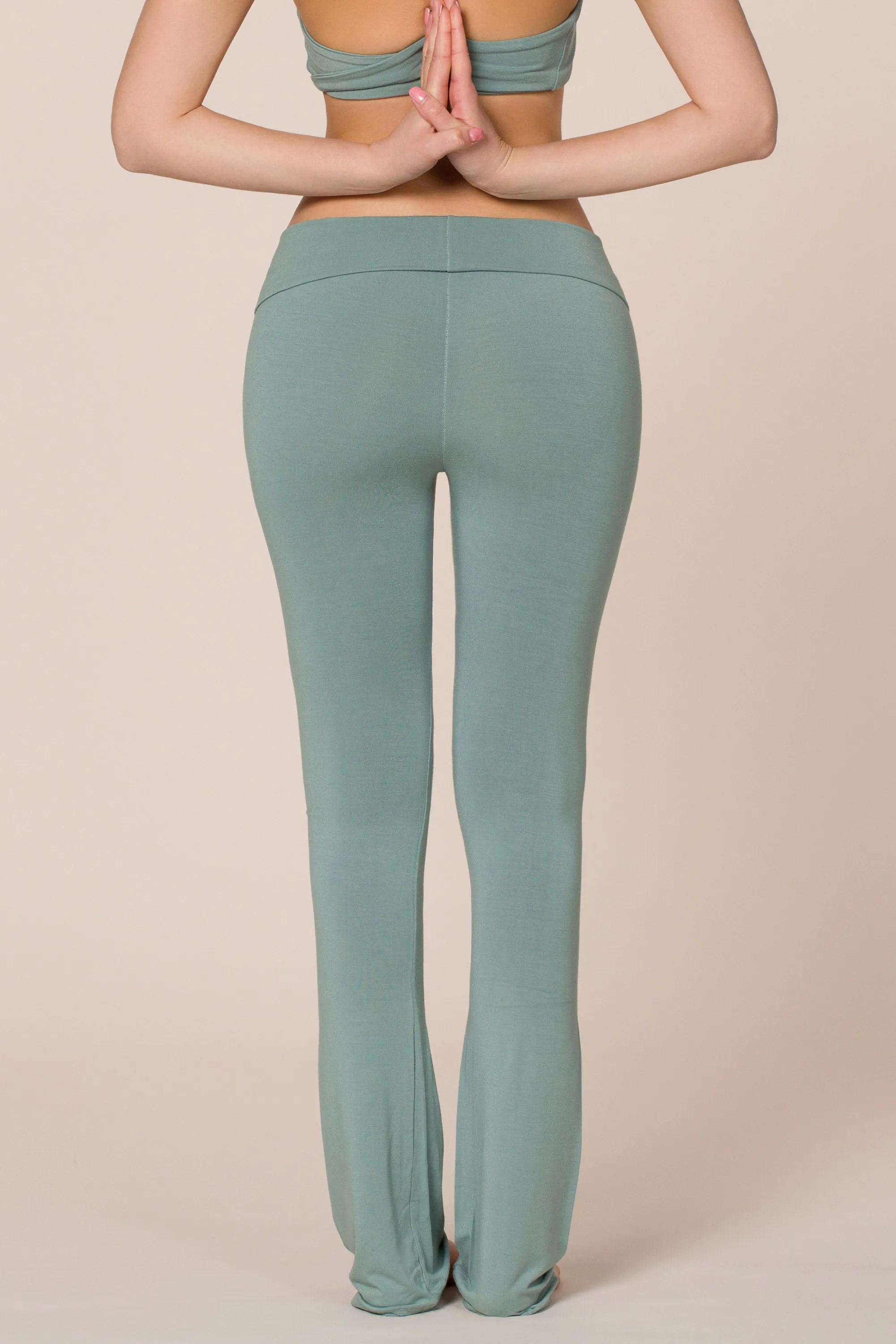 Kali Legging - Super High Rise Flared - Sage