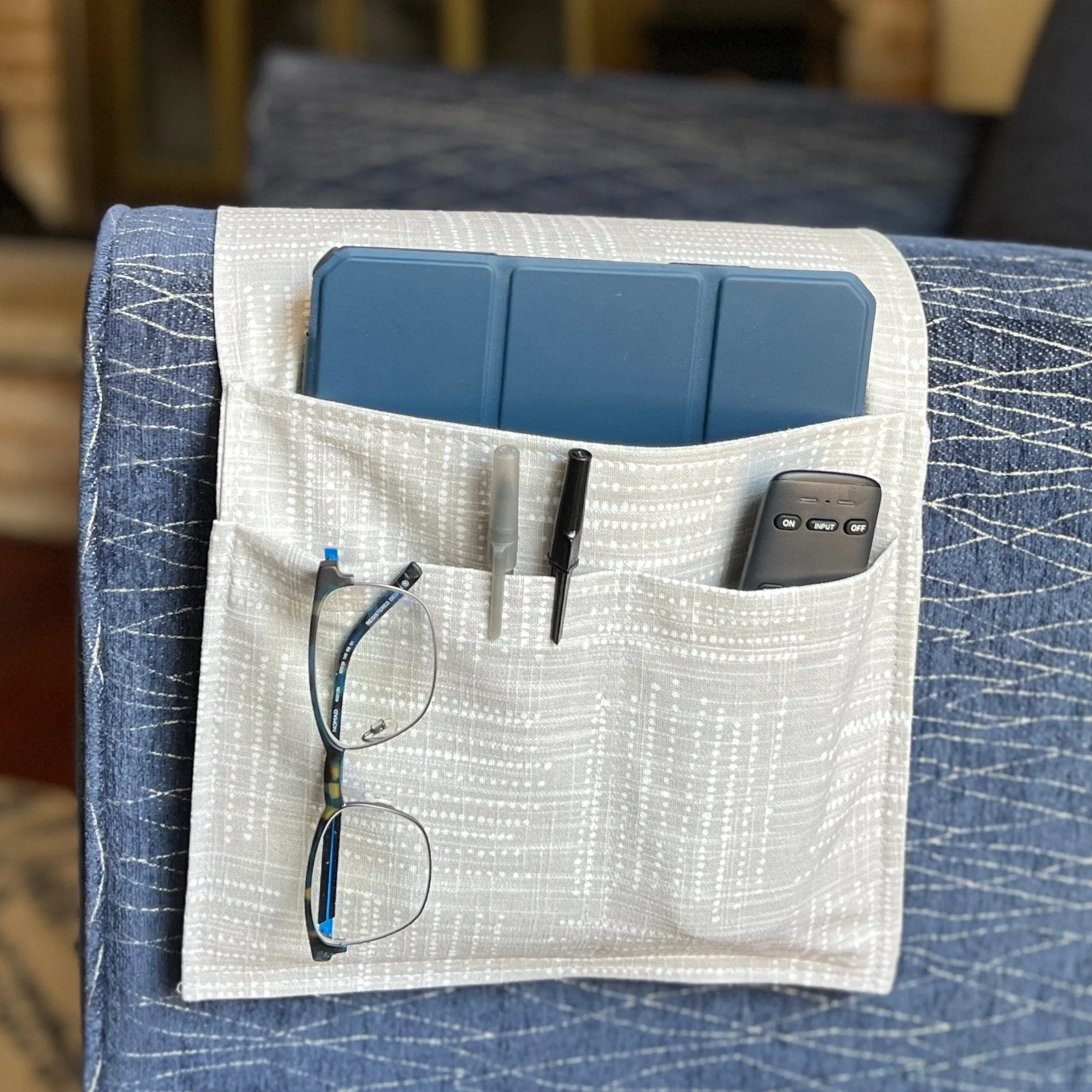 Light Gray 3 Pocket Remote Control Chair Caddy