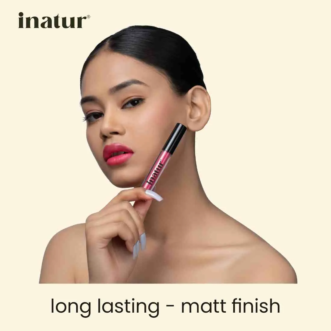 Lip Colour - Long-Lasting, Light-Weight & Compact