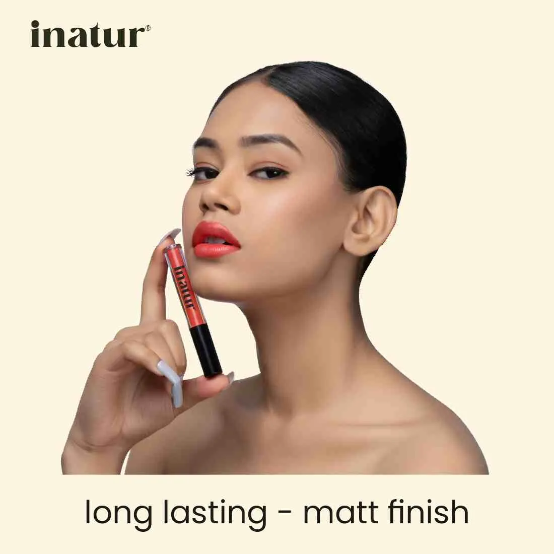 Lip Colour - Long-Lasting, Light-Weight & Compact