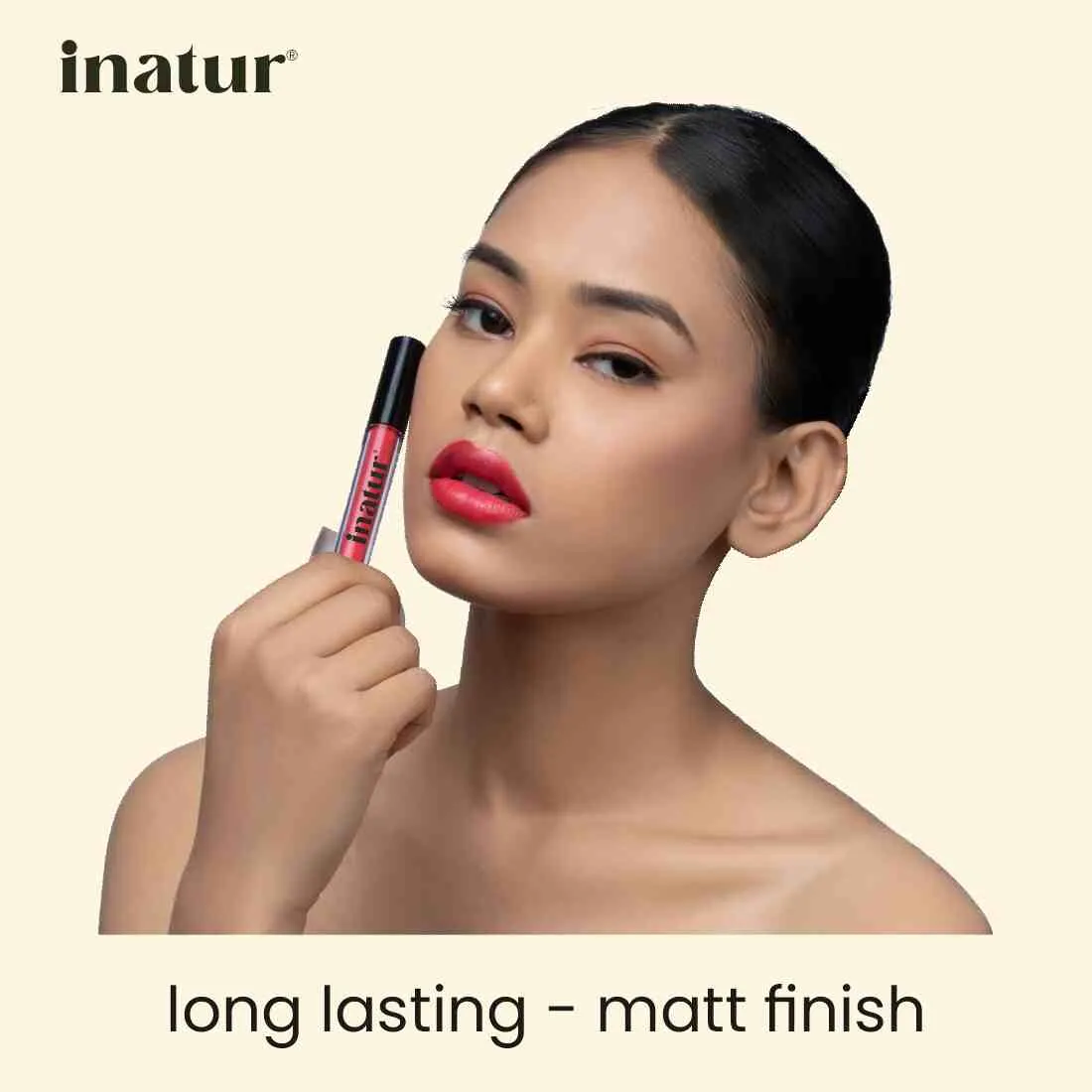 Lip Colour - Long-Lasting, Light-Weight & Compact