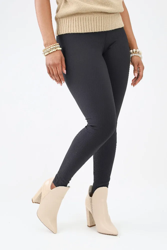 Long Yoga Pants with Key Pocket - Black