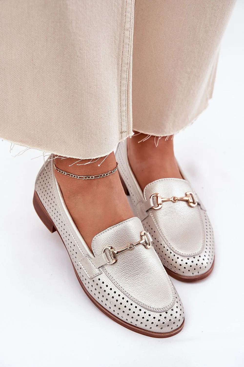 Low Shoes Step in style