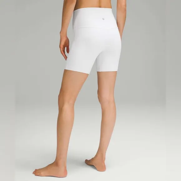 Lululemon Align High-Rise Short 6&quot; White size 2