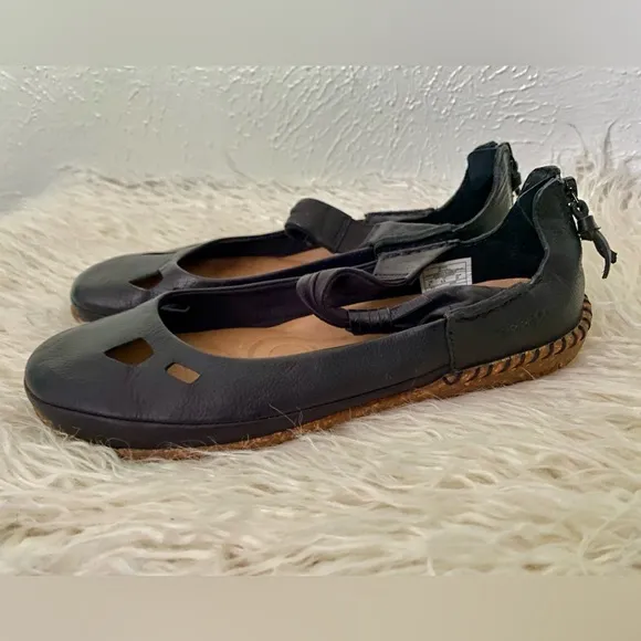 Merrell Women Size 6 36 Black Emme Leather Ankle Strap Zip Mary Jane Sport Shoe