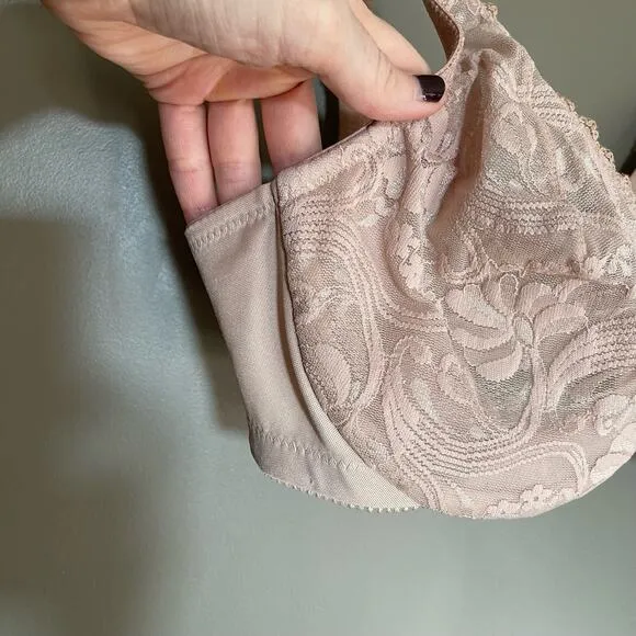 NWOT Glamorise WonderWire Front-Closure Stretch Lace Bra Size 40C Pink Nude Sexy