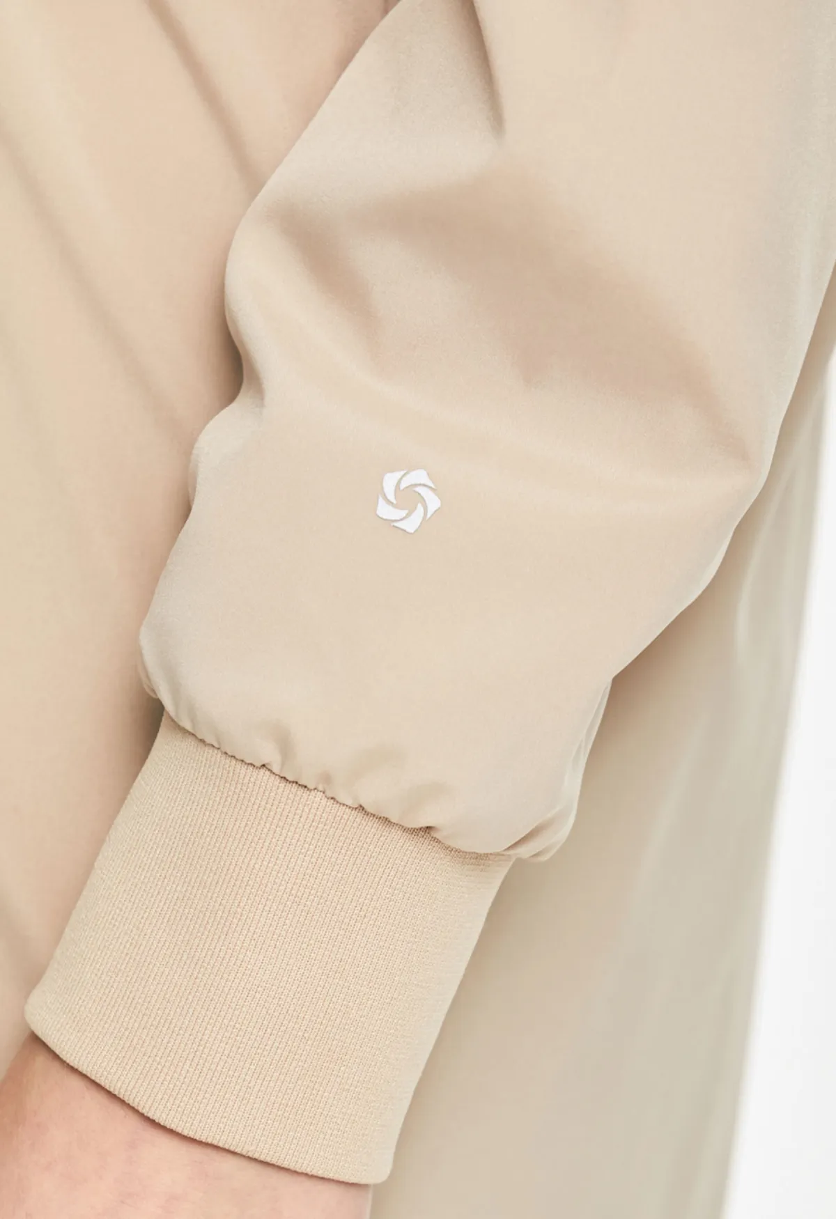 [Pre-Order] Windbreak Long Jacket