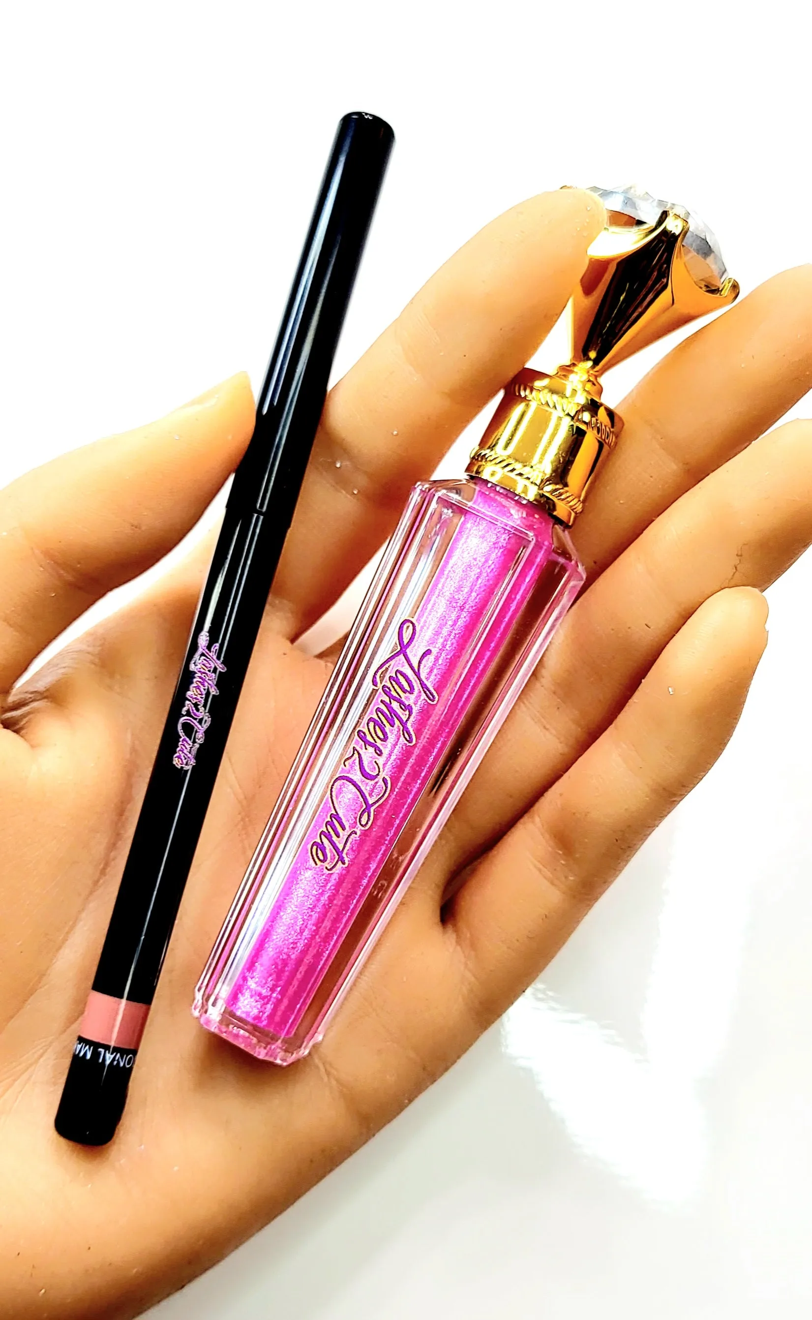 "Savage" Shimmery & Sparkling Lipgloss & Lipliner Set