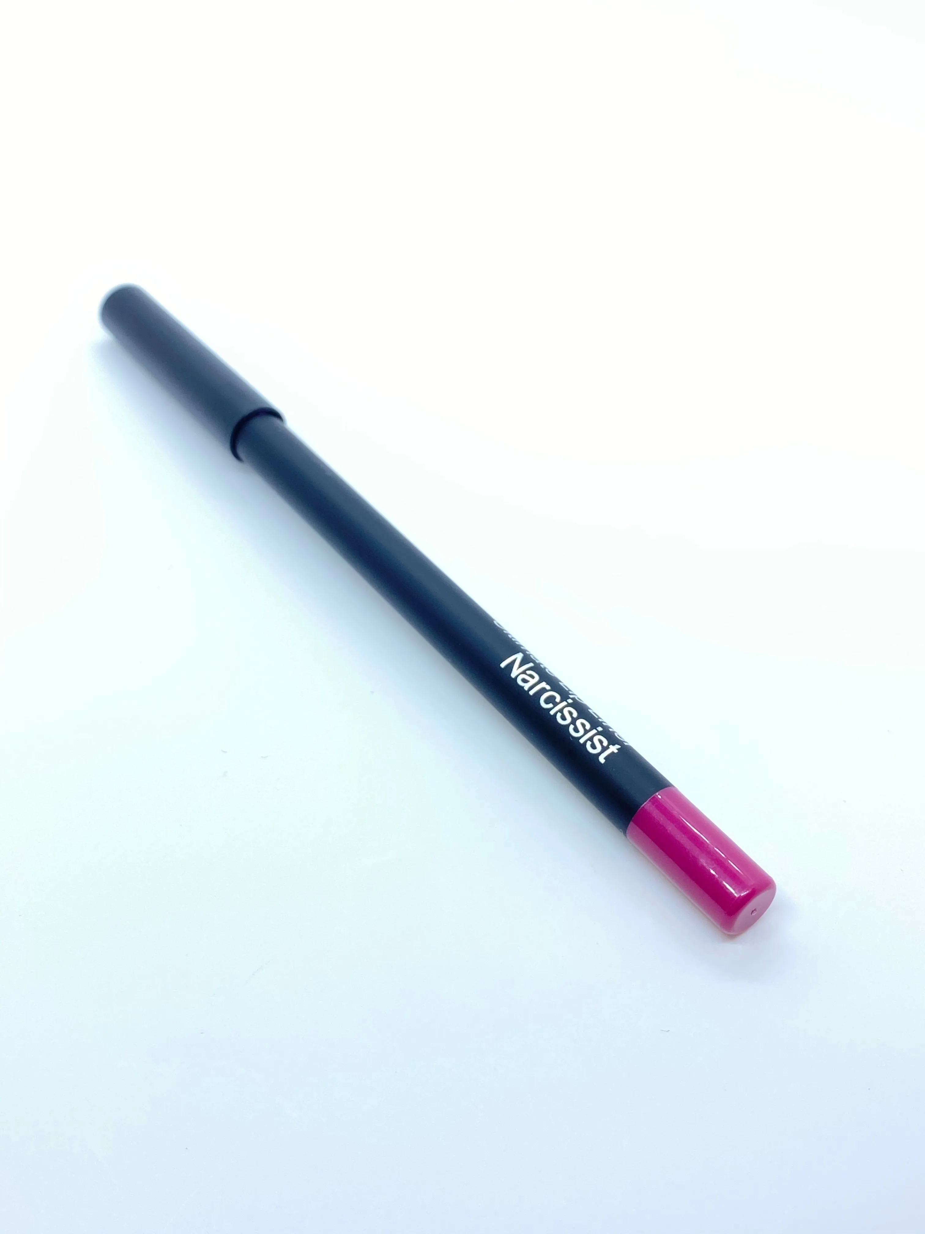 Ultimate lip liner