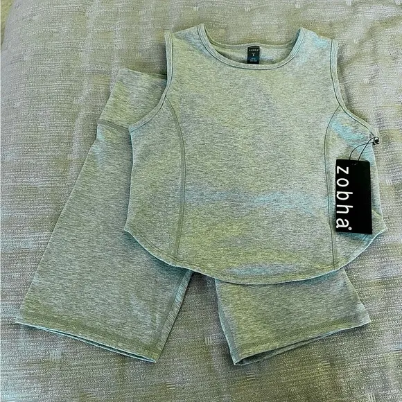 Zobha Workout Set Sage Green Size Small NWT
